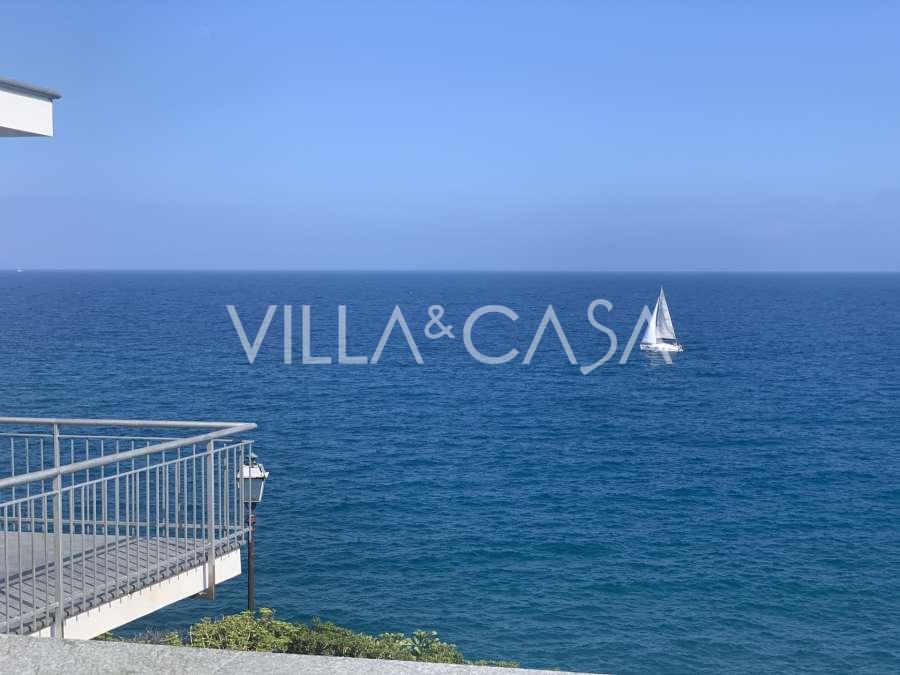 Villa avec plage privée à Bordighera