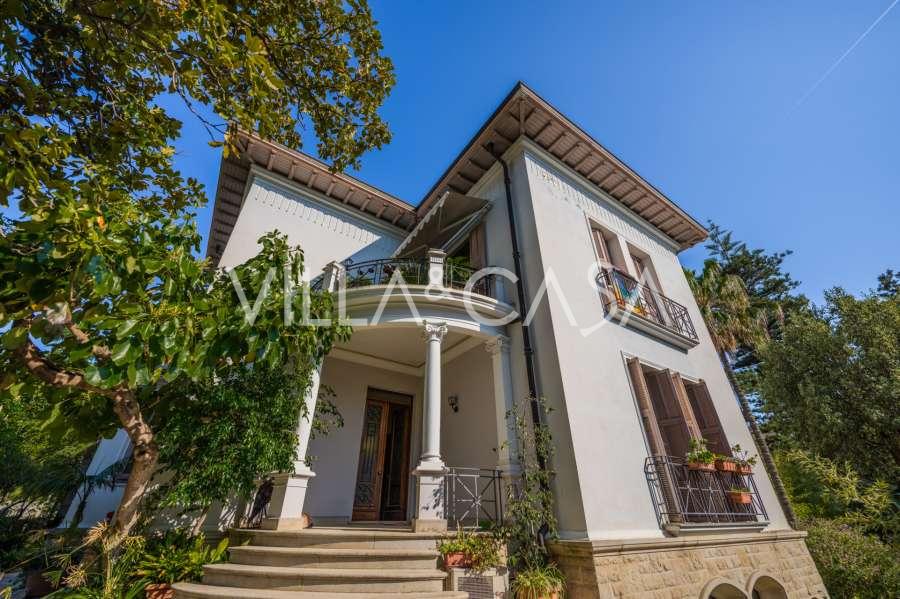 La maison au bord de la mer à Bordighera