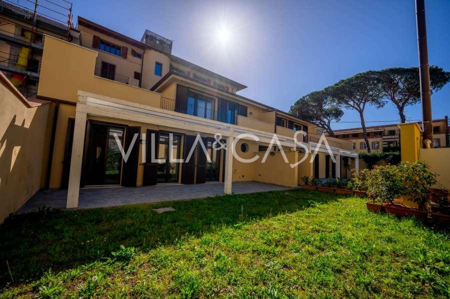 Une maison à deux étages à Montecatini Terme