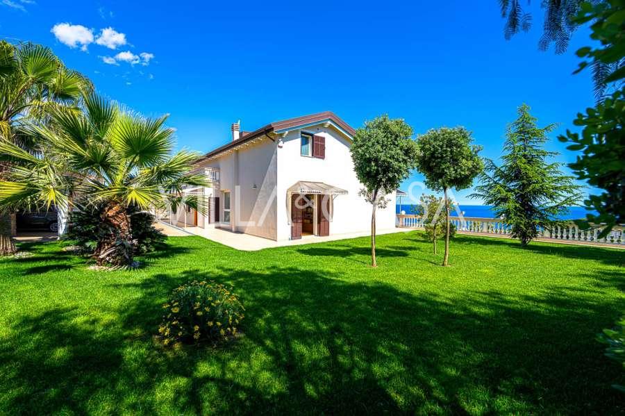 Nouvelle villa à vendre à Sanremo