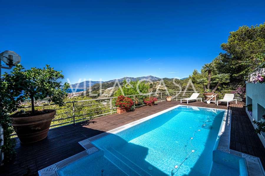 Villa avec vue panoramique sur Monaco à Bordighera