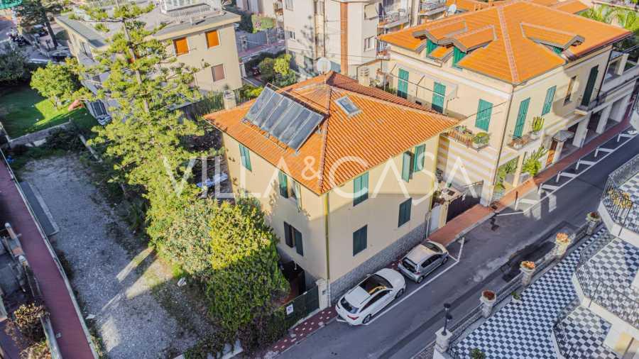 Villa a Bordighera nel centro