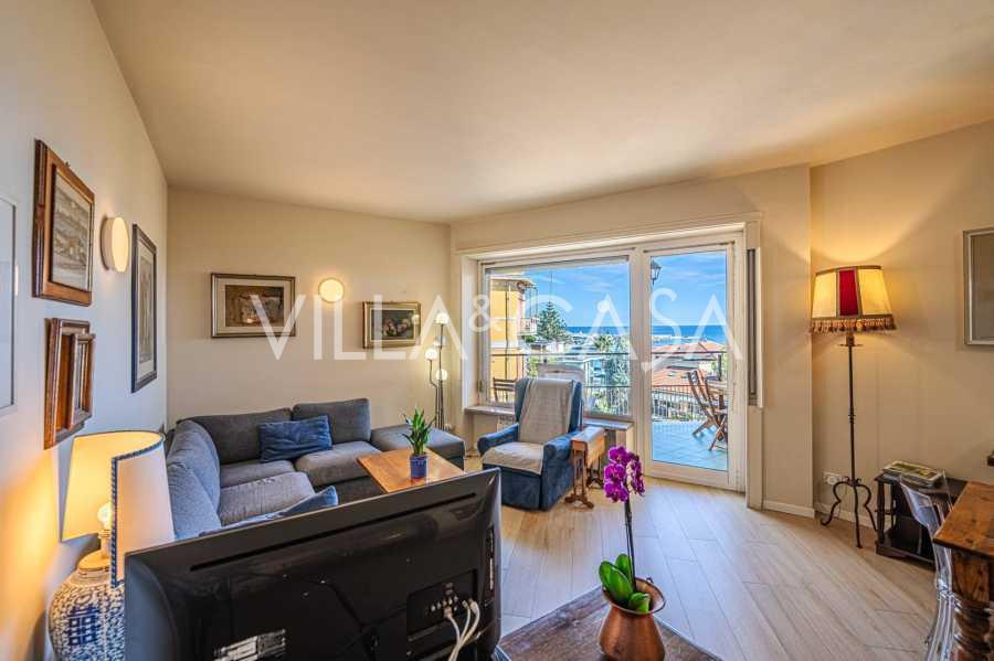 Appartement en bord de mer à louer, Sanremo.