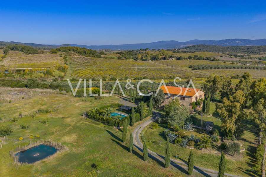 À vendre : maison de luxe de fermier en Toscane.