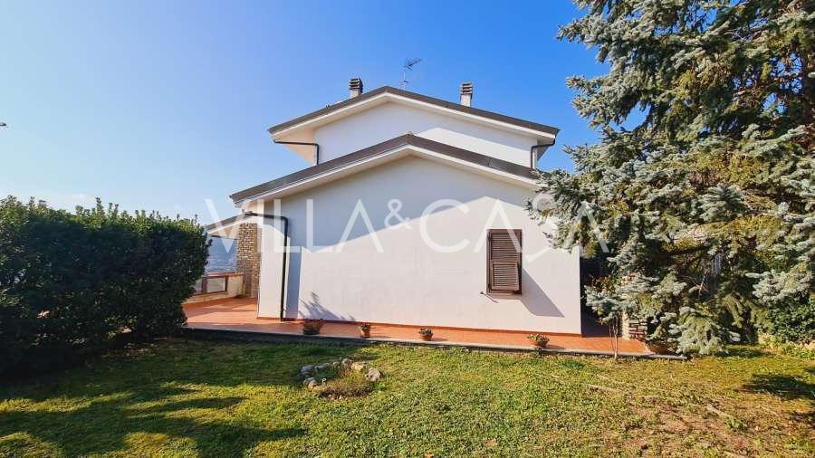 Acheter une maison avec vue sur la mer à Sanremo