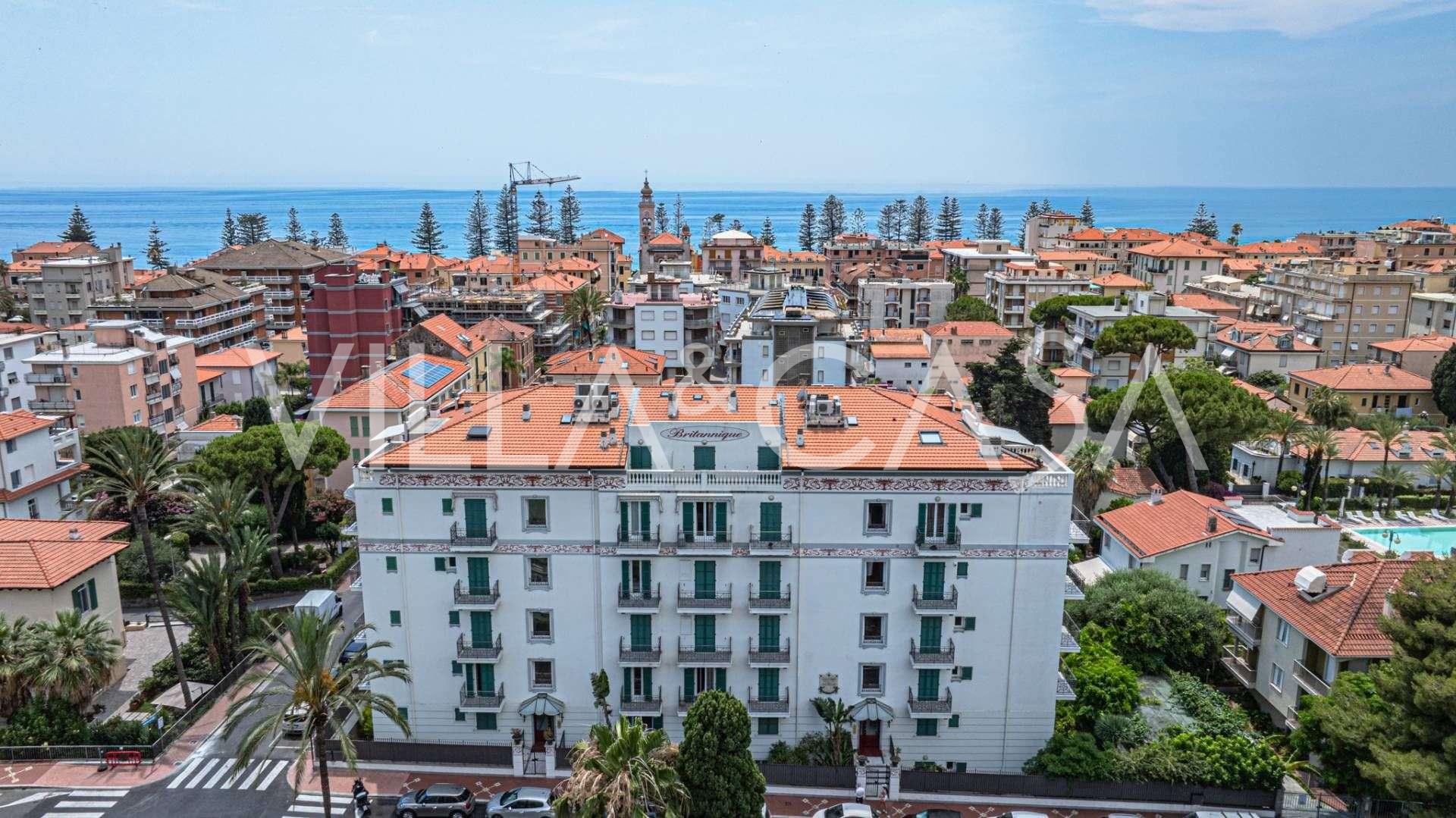 Appartement trois pièces à Bordighera à louer