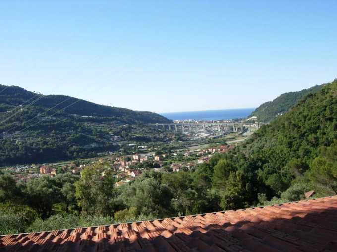 Villa avec vue sur la mer et jardin de fruits à Camporosso