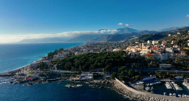 Maison à deux étages avec jardin à Bordighera