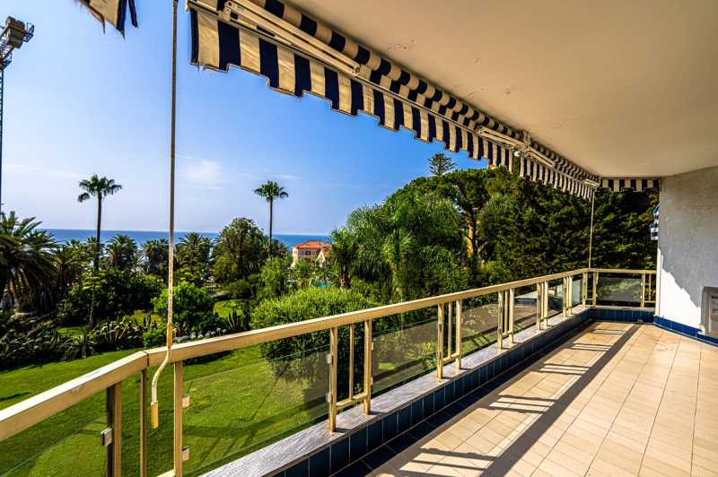 Appartement en première ligne à Sanremo