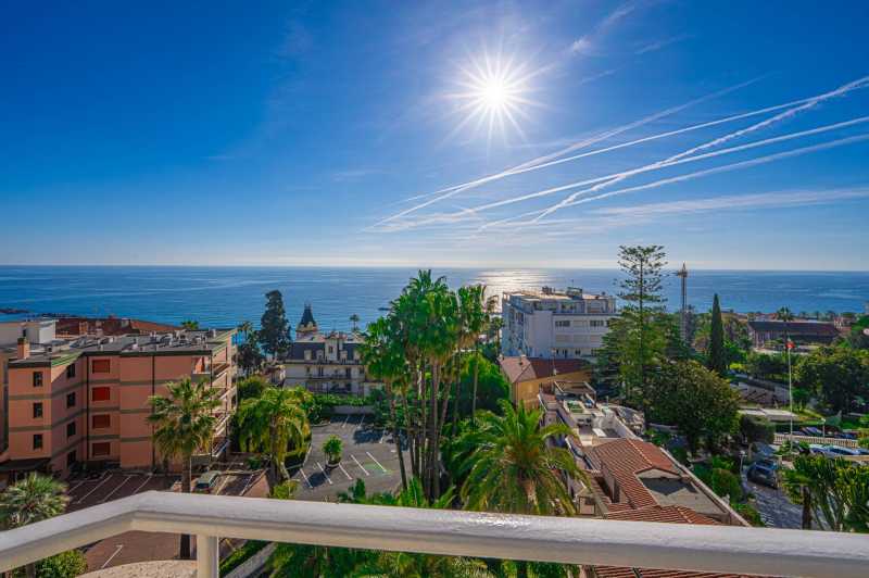 Appartement avec vue sur la mer à San Remo