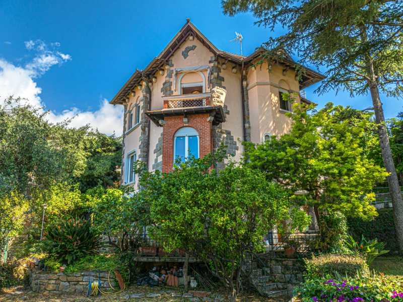 Une villa à vendre à San Remo