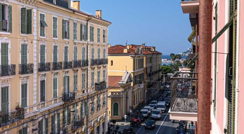 Appartement avec quatre pièces à San Remo