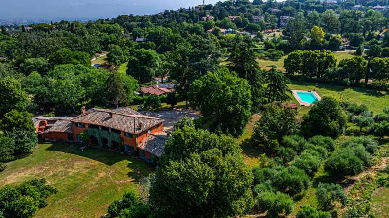 Villa avec piscine dans le quartier historique de Grottaferrata