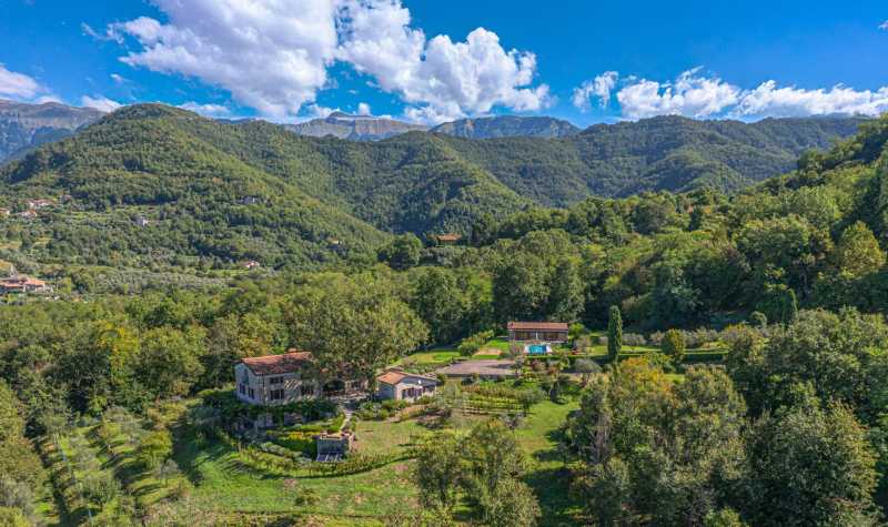 Villa de luxe à Bagnone, Toscane, à vendre.
