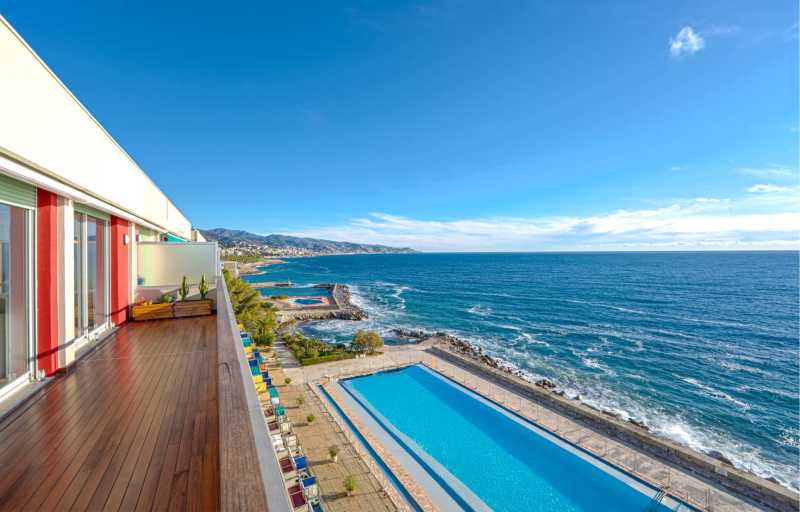 Appartements en bord de mer à Capo Nero, Sanremo