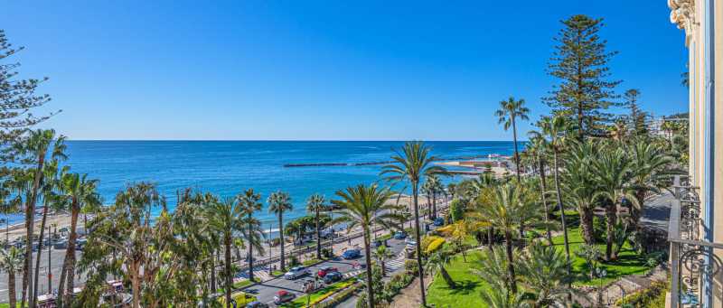 Appartement de luxe à louer près de la mer à Sanremo