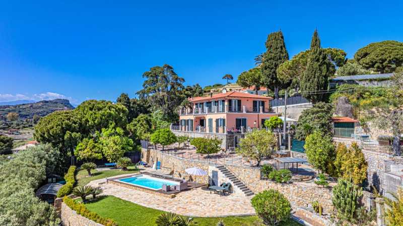 Vente d'une villa magnifique à Bordighera