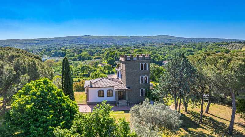 Vente d'une magnifique villa à Viterbe