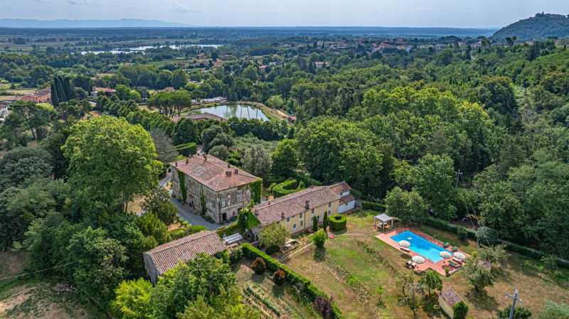 Villa avec vignes à Lucques à vendre