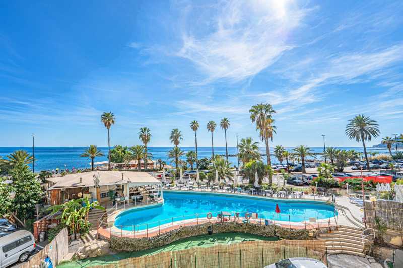 Appartement en bord de mer à Sanremo à louer
