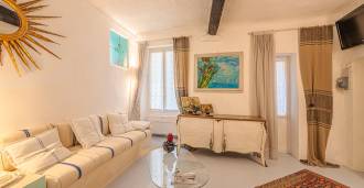 Un appartement est disponible à la location à long terme à Sanremo.