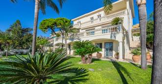 Villa sul mare a Sanremo