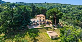 Frascati, villa de luxe près de Rome