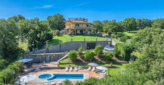 Villa à Montefiascone à vendre