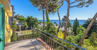 Villa exclusive à vendre à Sanremo.