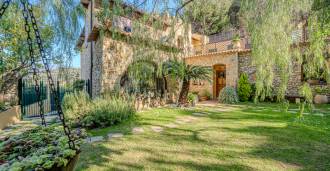 La villa in stile antico a Ventimiglia