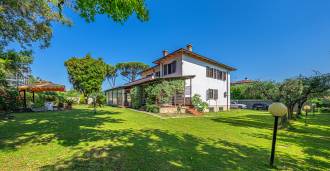 Villa de luxe à vendre à Marina di Carrara