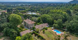 Villa avec vignes à Lucques à vendre