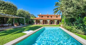 Villa de luxe avec jardin en bord de mer dans la région tyrrhénienne à vendre