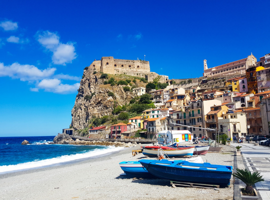 Marcher à travers la Scylla en Calabre en Italie? 2021
